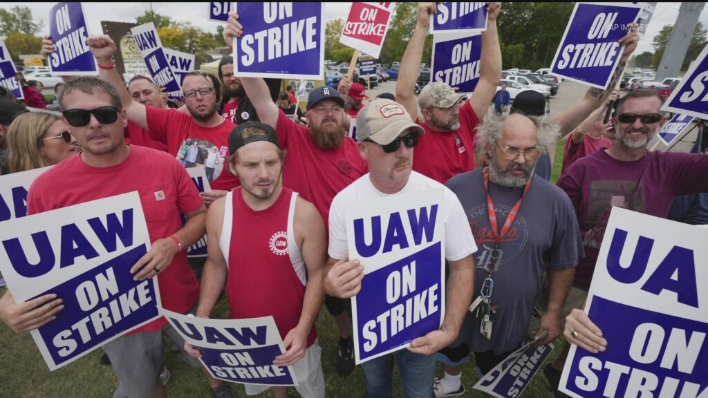 Ford union members approve the UAW agreement | Image Credit: 11alive.com