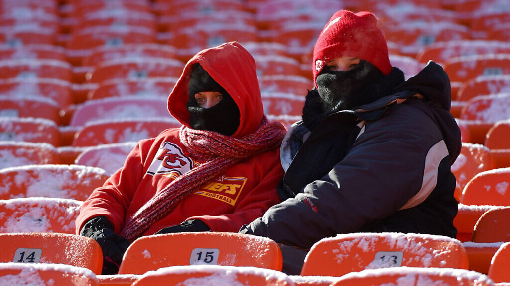 Kansas City Chiefs prepare for possibly the coldest game at Arrowhead Stadium