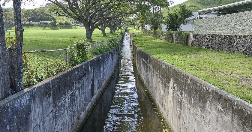 Locals in Kailua claim the city is concentrating on the incorrect site for a project to clean stormwater that is bound for the ocean