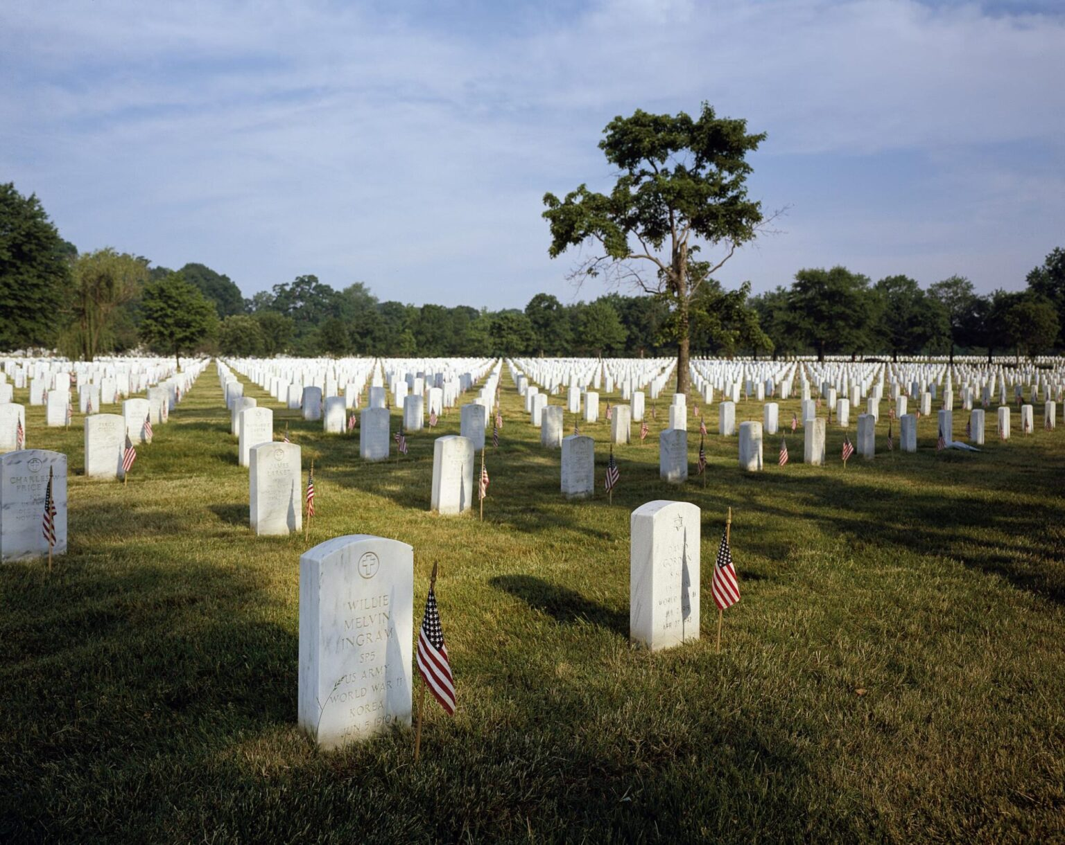 Memorial Day at Arlington National Cemetery | Image Credit: sourcenm.com