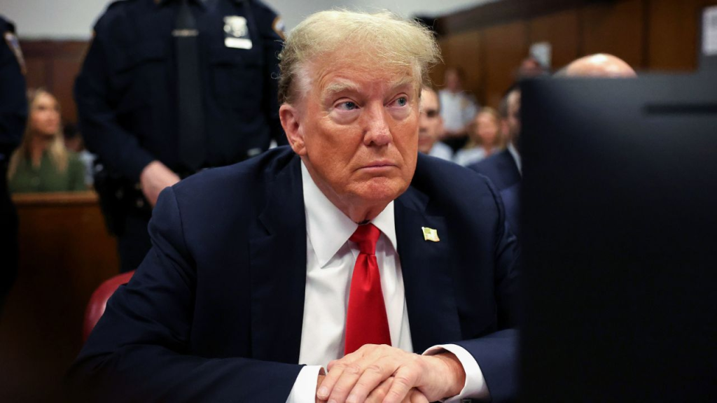 Hear how jurors reacted to defense's closing statement in Trump hush money hearing | Image Credit: CNN.com