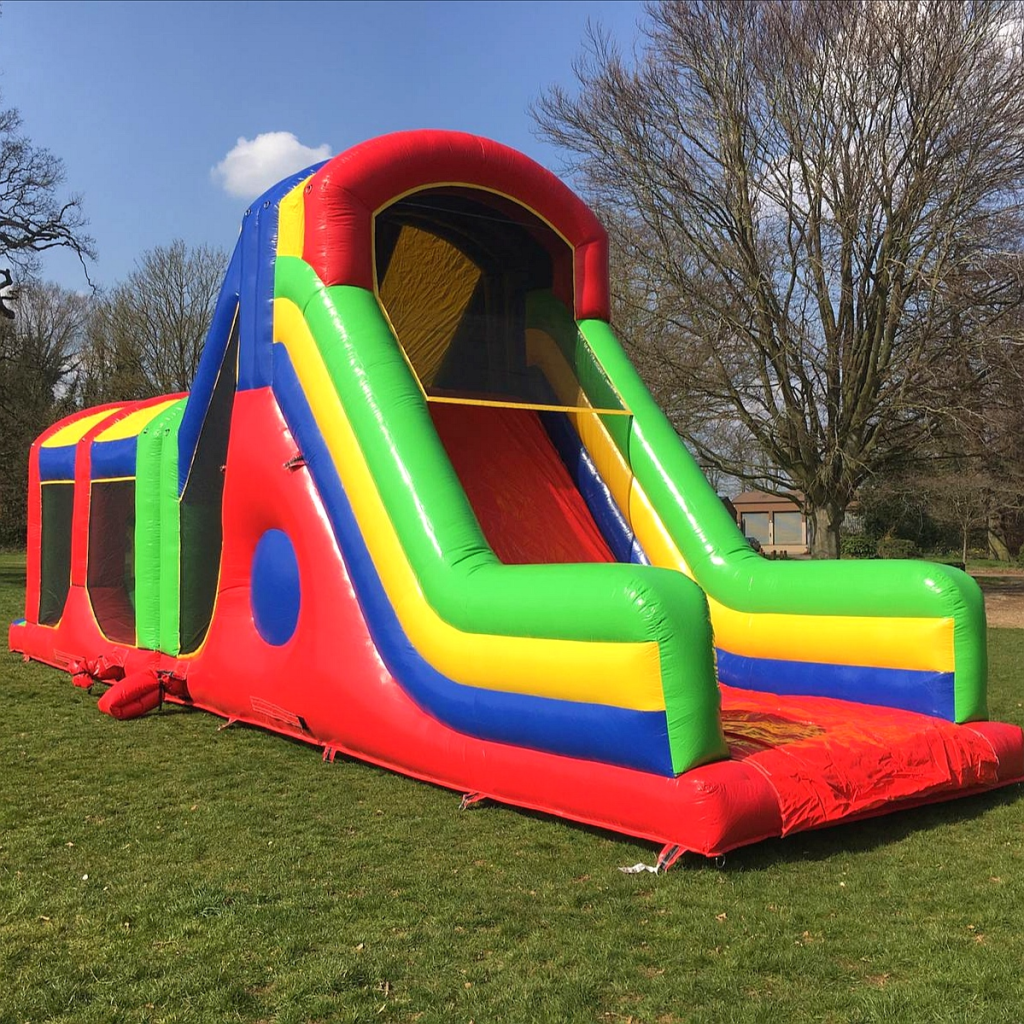Inflatable Obstacle Course Picture | Image Credit: hertsbouncycastles.com